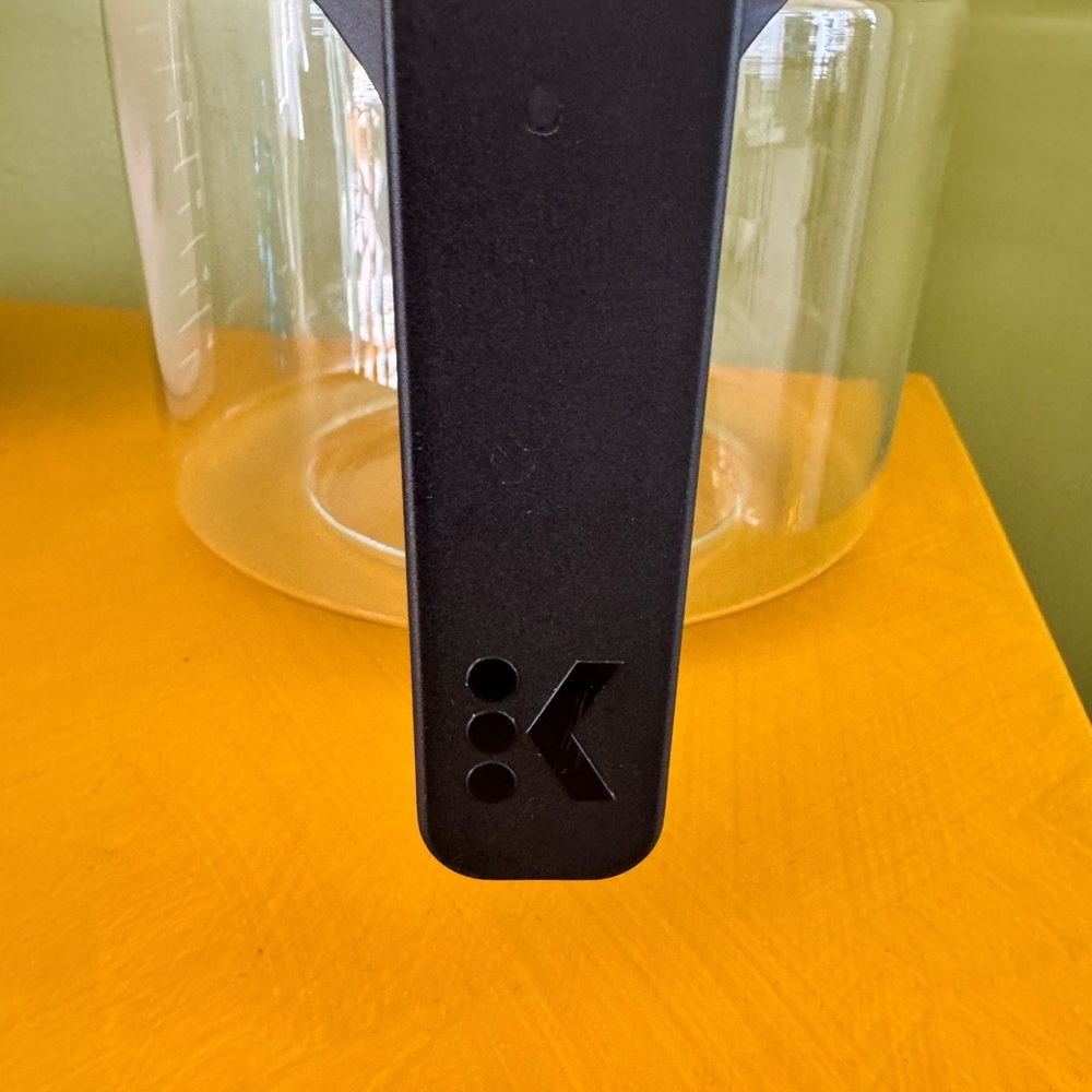 Keurig K-Duo Essentials Replacement Glass Coffee Carafe 12 Cup Black Handle - Picture 5 of 6